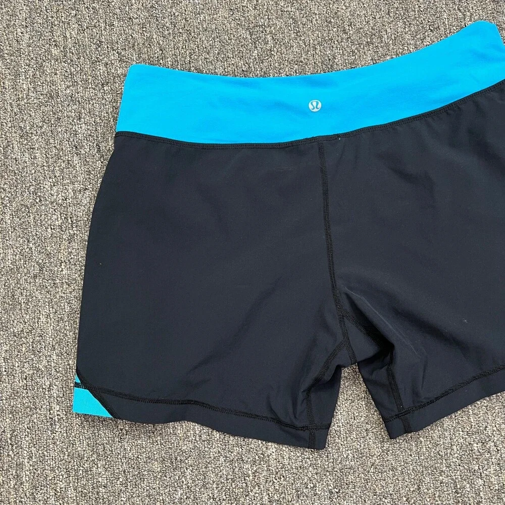 Lululemon Athletic Shorts Womens 8 Black Blue Medium Running 31‎ x 5 Bottoms